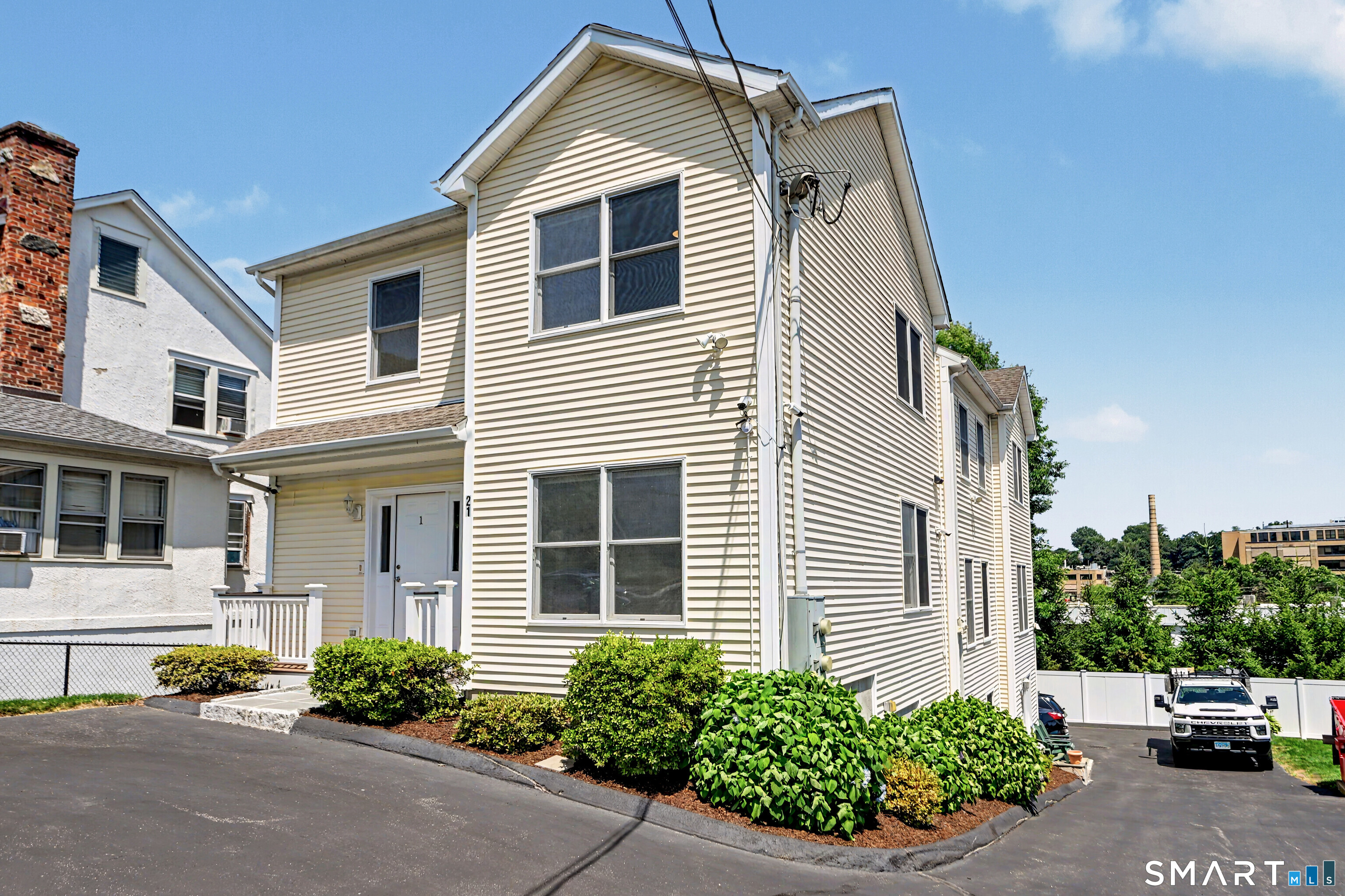 21 Whitmore Lane Unit: 1