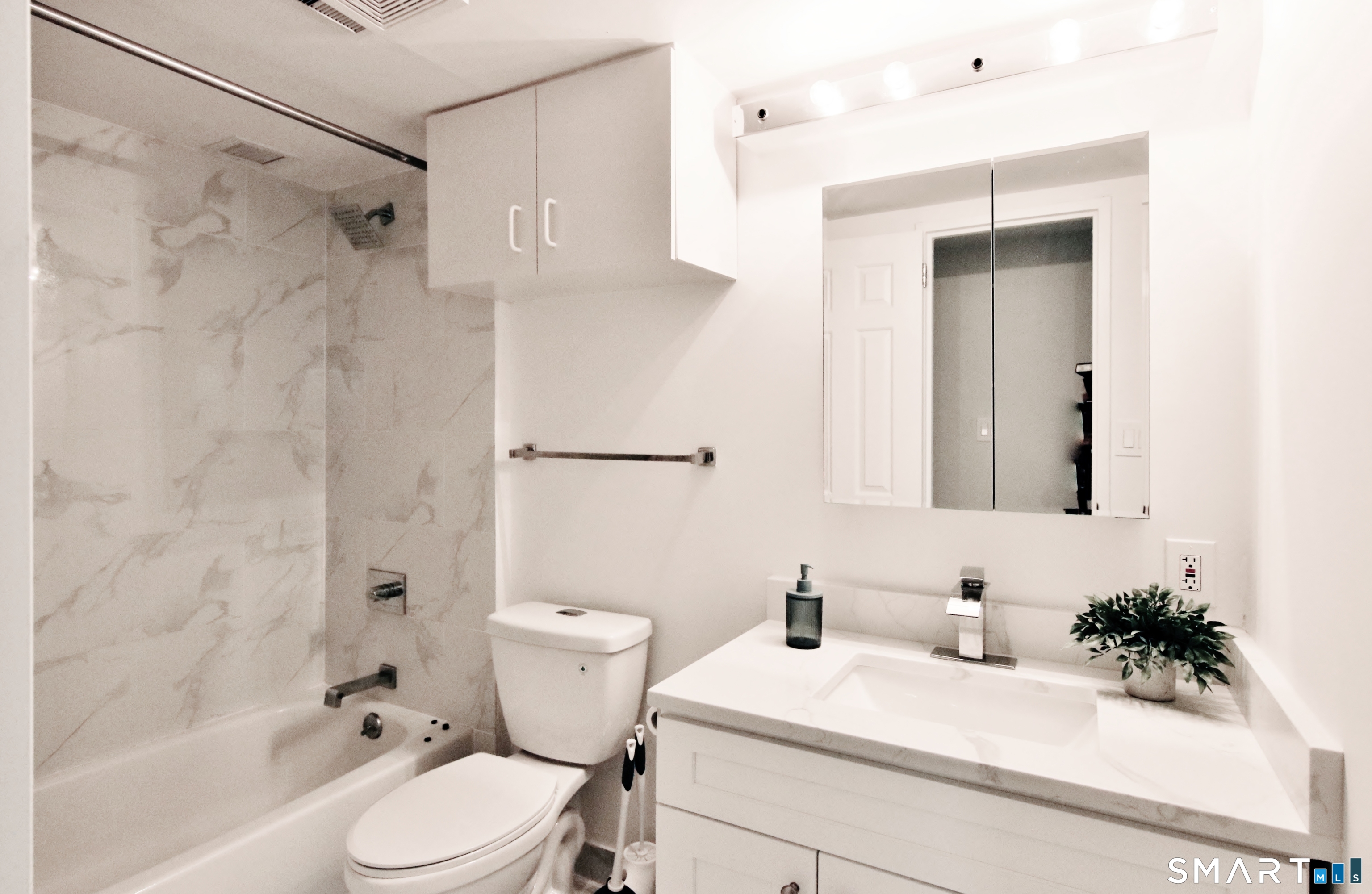 127 Greyrock Place Unit: 1507