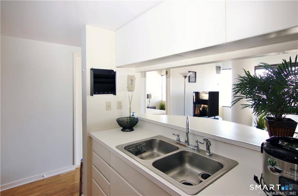 127 Greyrock Place Unit: 1507