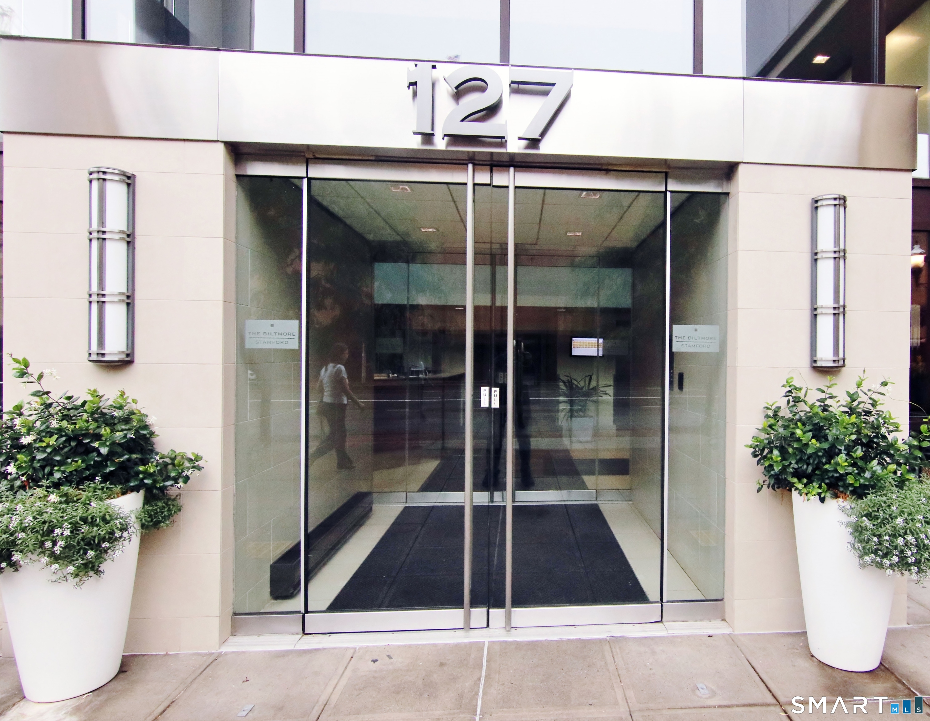 127 Greyrock Place Unit: 1507