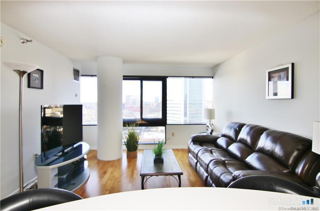 127 Greyrock Place Unit: 1507