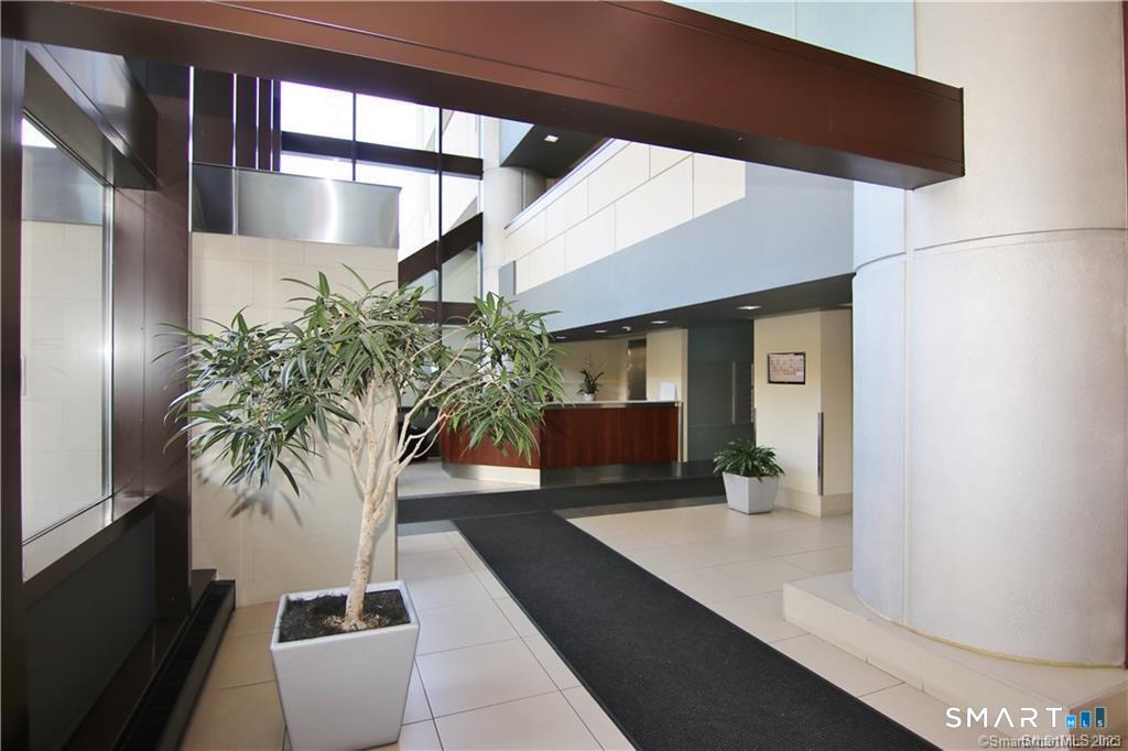 127 Greyrock Place Unit: 1507