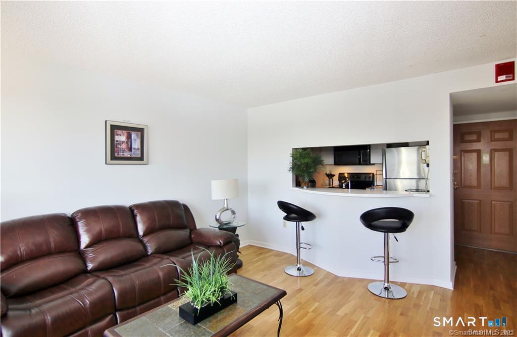 127 Greyrock Place Unit: 1507