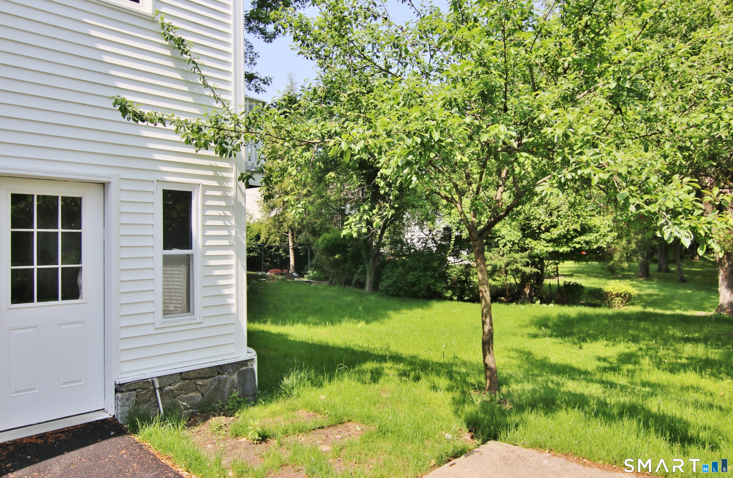 821 Long Ridge Road Unit: LL