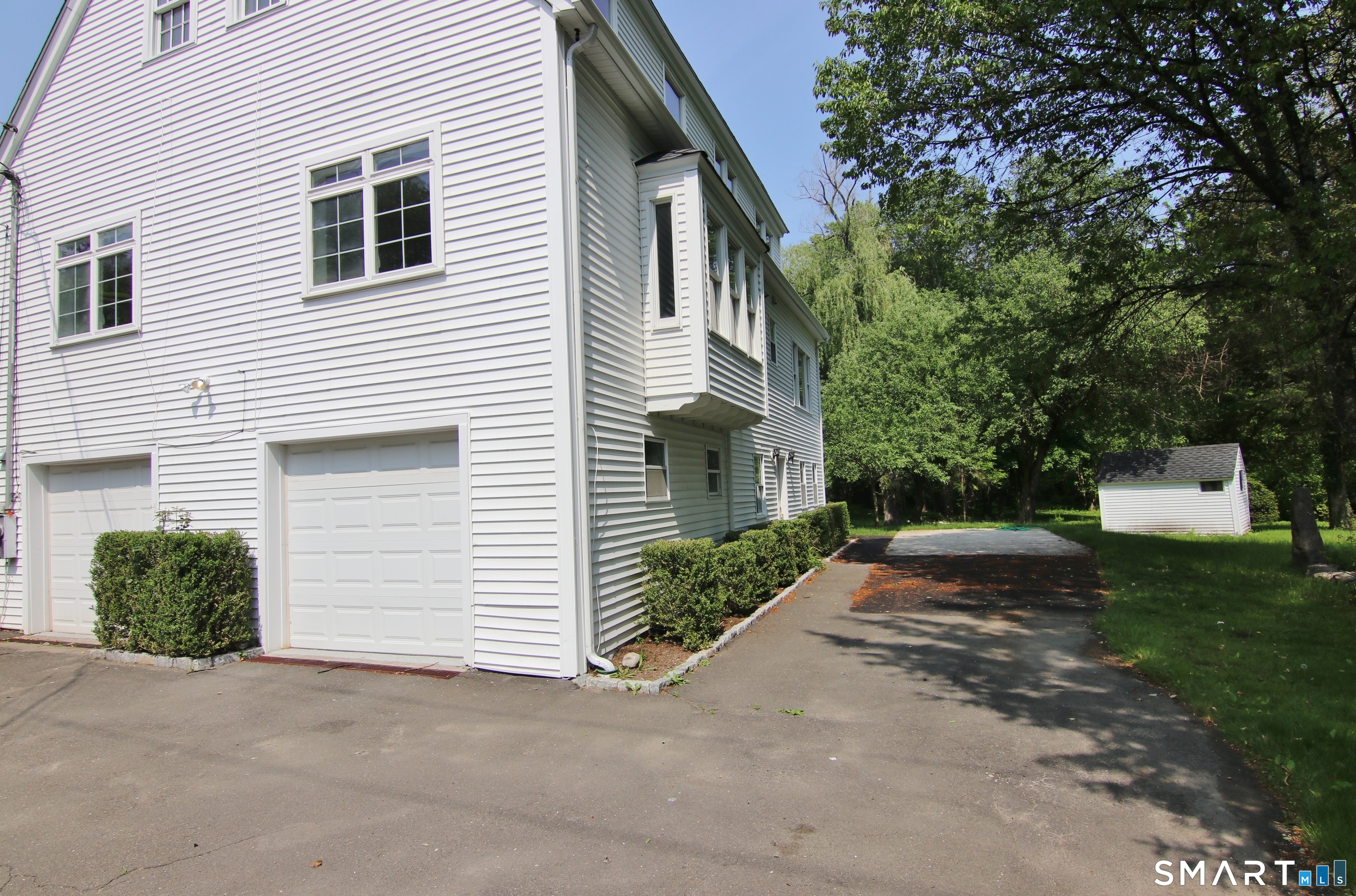 821 Long Ridge Road Unit: LL