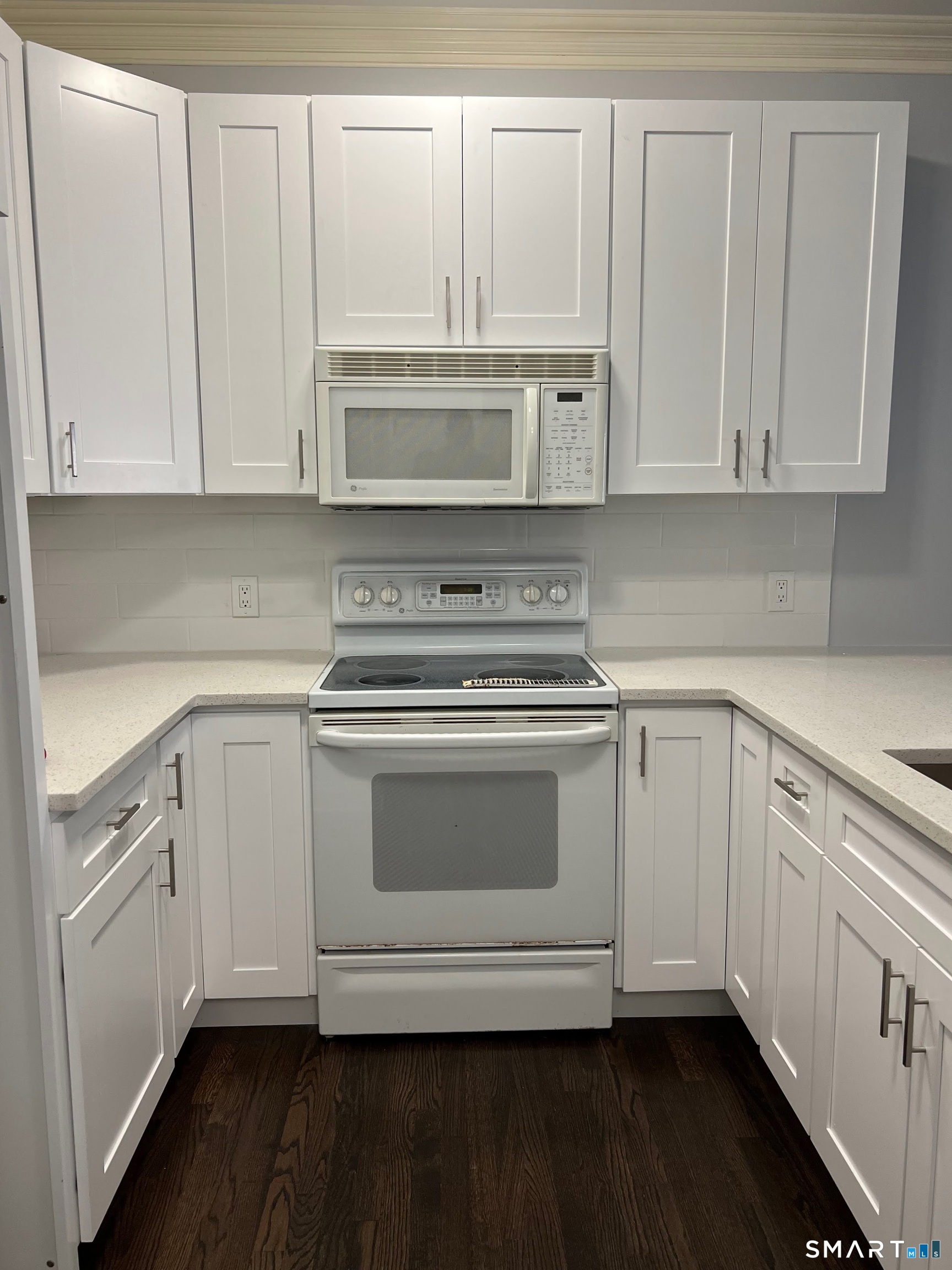2435 Bedford Street Unit: 21A