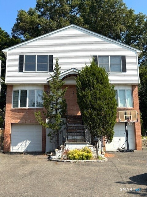 32 Decatur Street Unit: 2