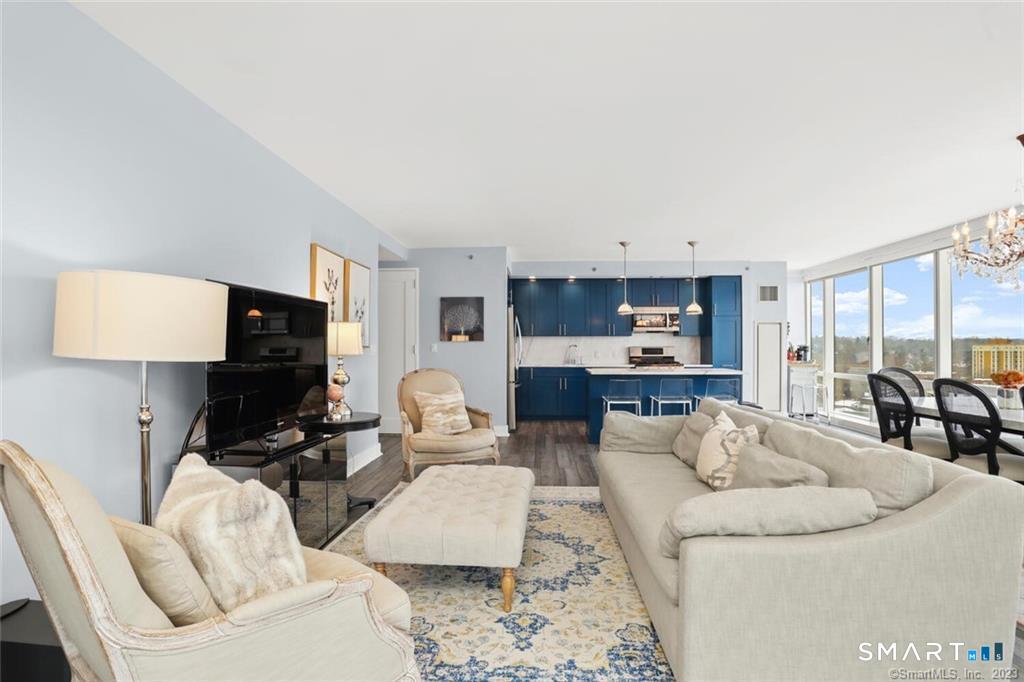 1 Broad Street Unit: 8E
