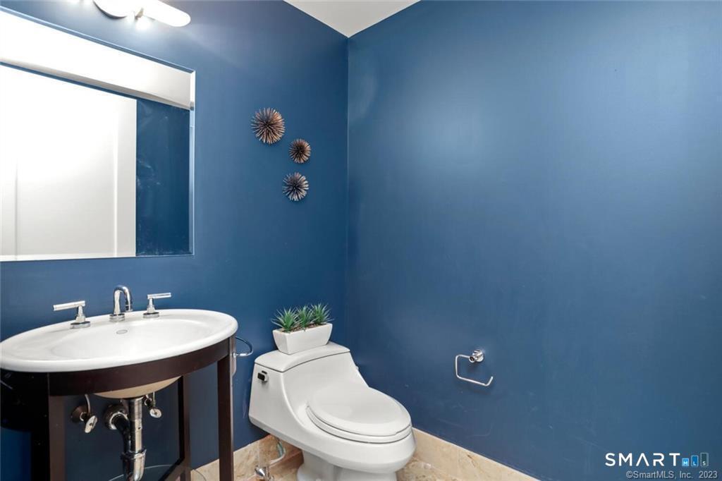 1 Broad Street Unit: 8E