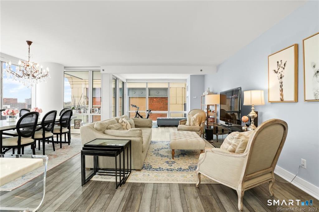 1 Broad Street Unit: 8E