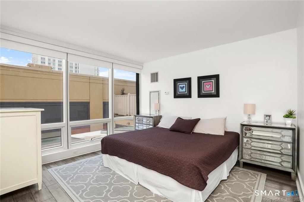 1 Broad Street Unit: 8E