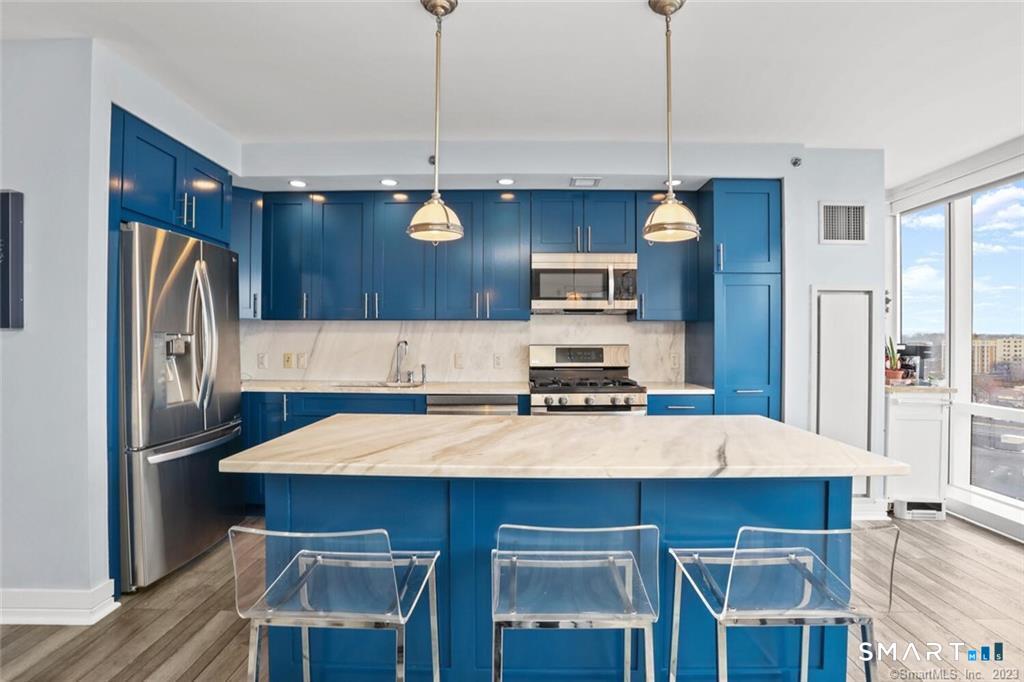 1 Broad Street Unit: 8E
