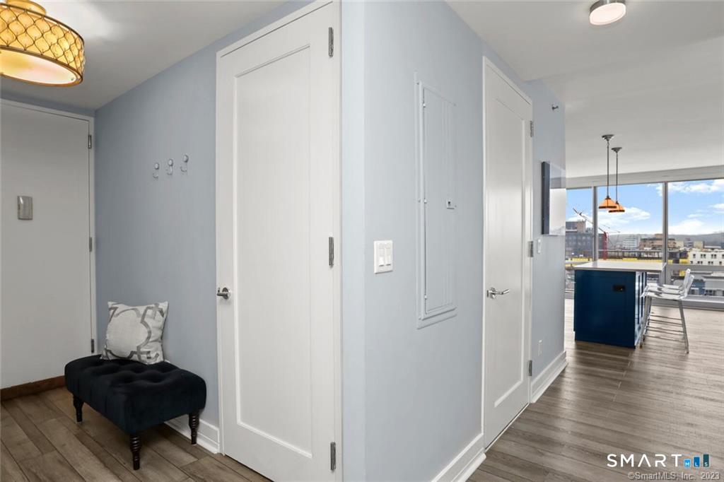 1 Broad Street Unit: 8E