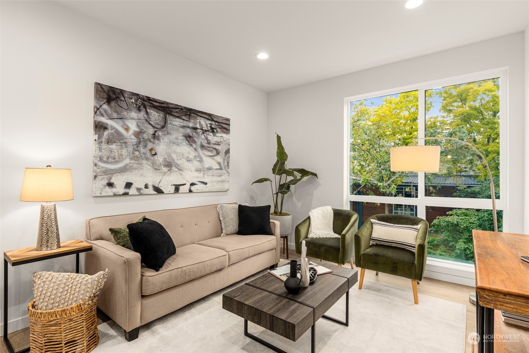 1124 A 13th Avenue