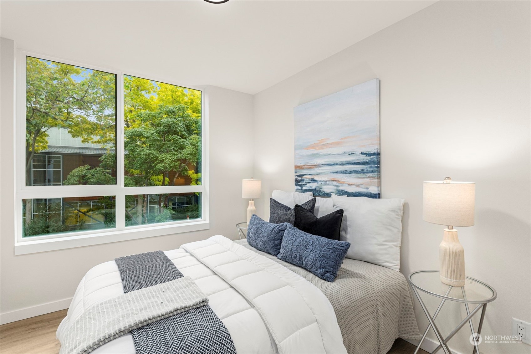 1124 A 13th Avenue