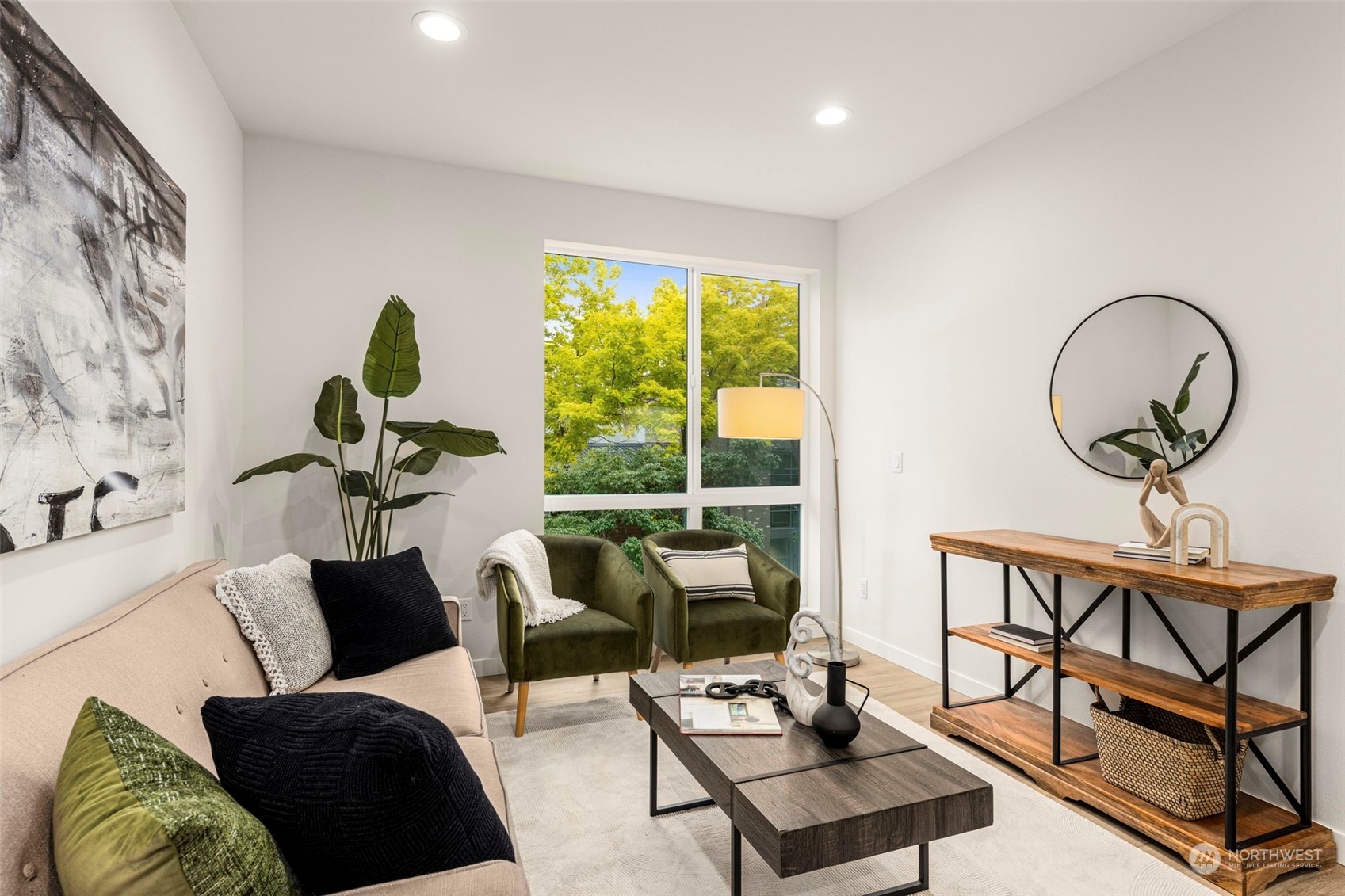1124 A 13th Avenue