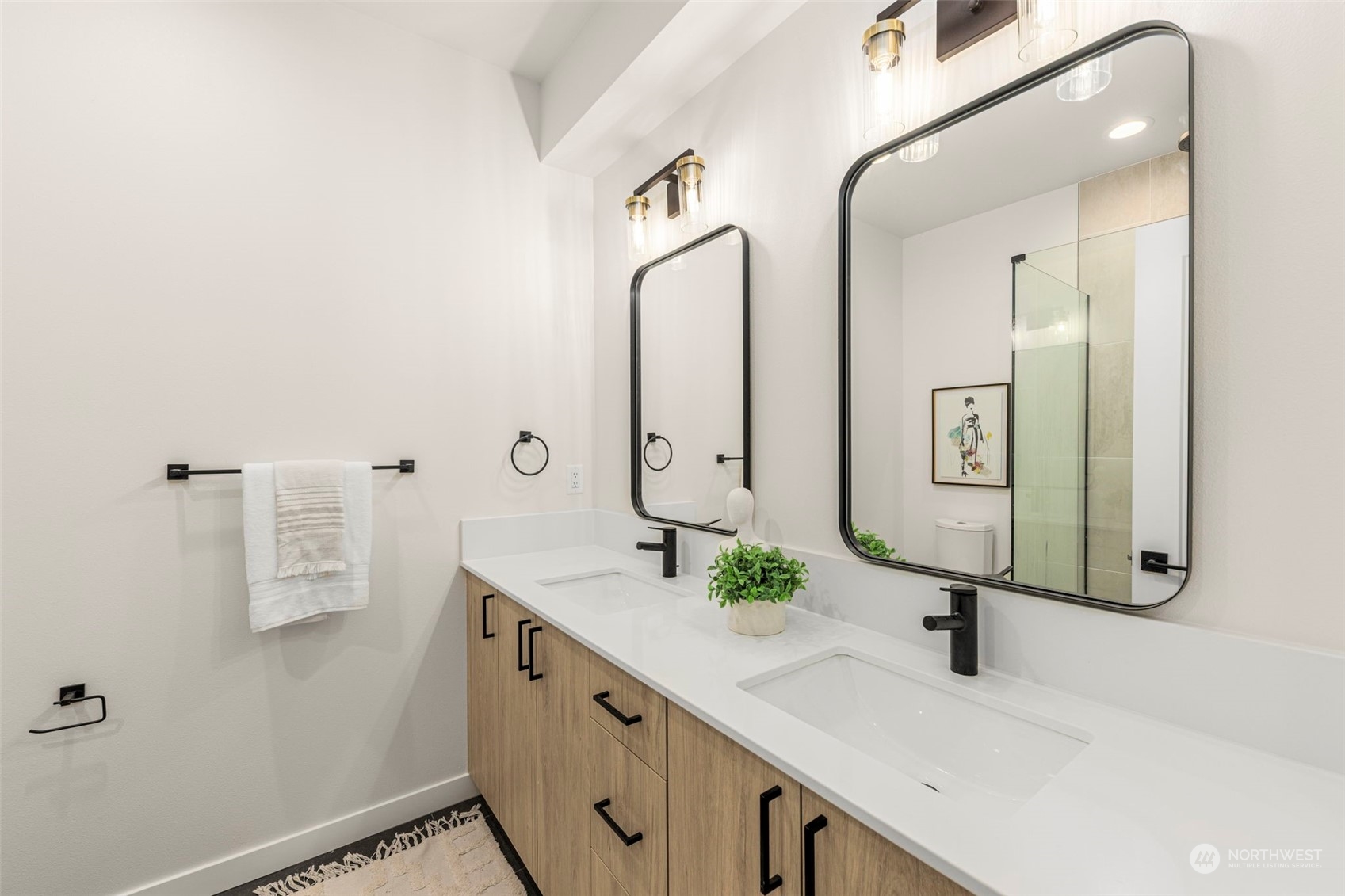 1124 A 13th Avenue