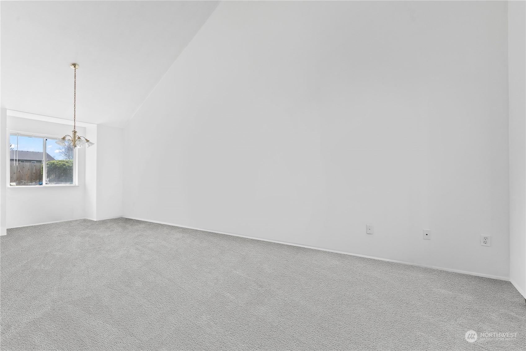 130 100th Street Ct E