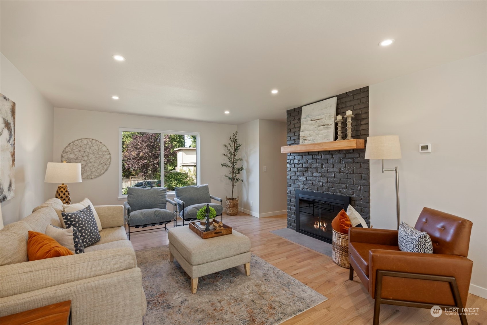 630 13th Way SW