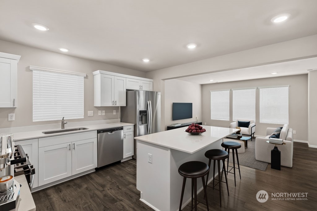 15711 Elm Street E Unit: 0016