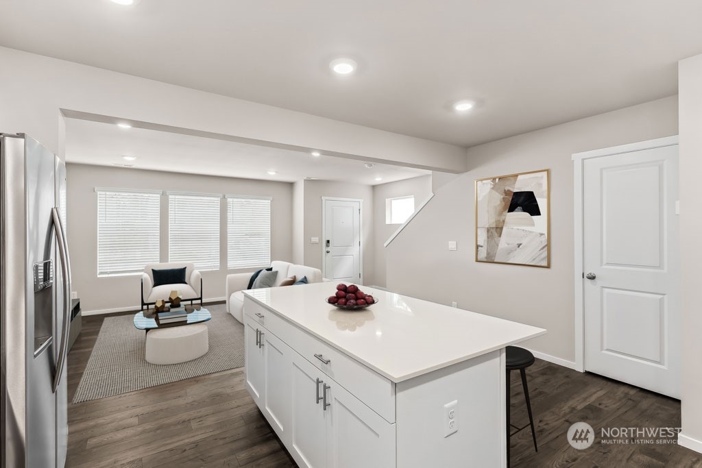 15711 Elm Street E Unit: 0016