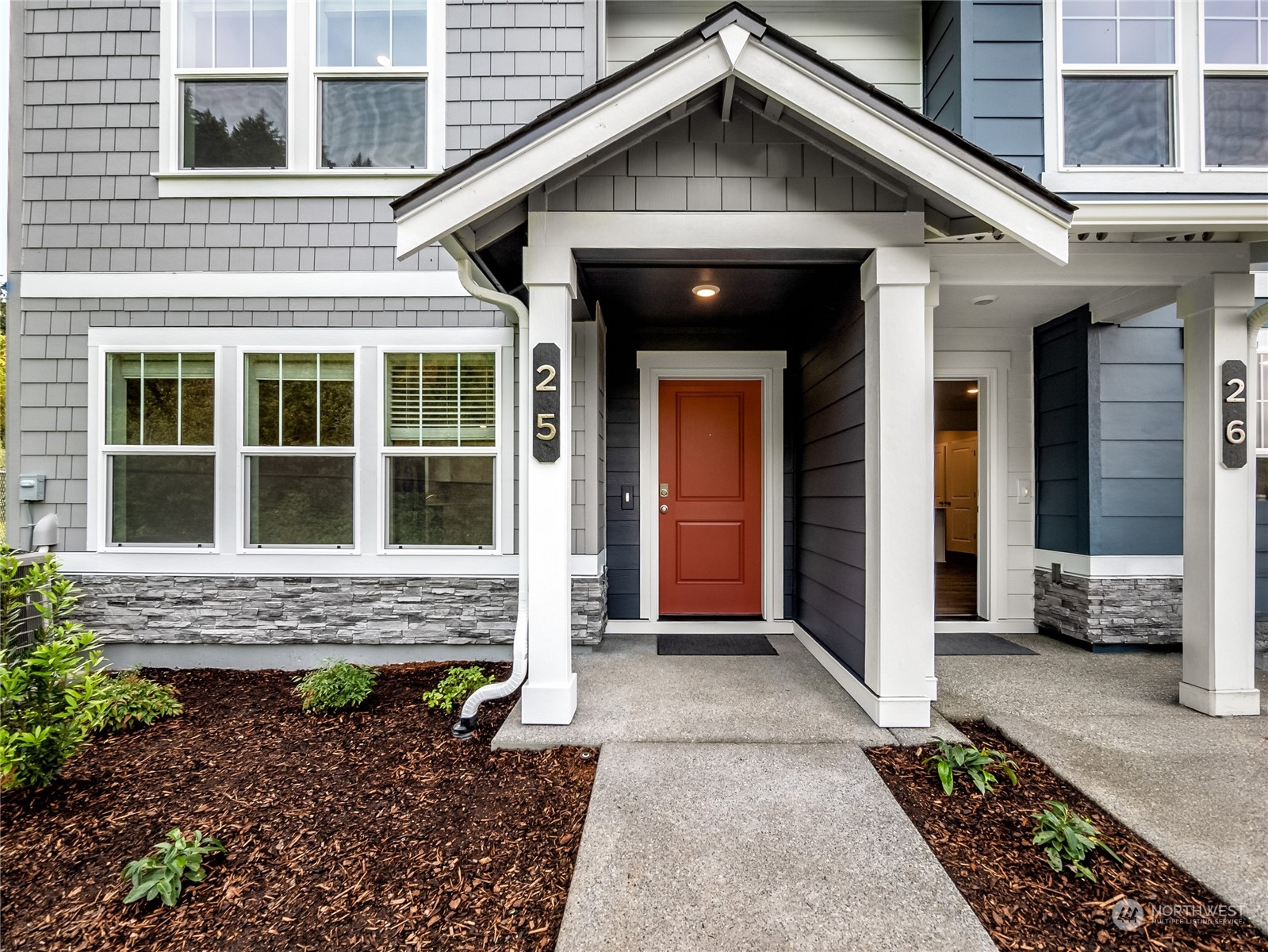 15711 Elm Street E Unit: 0016