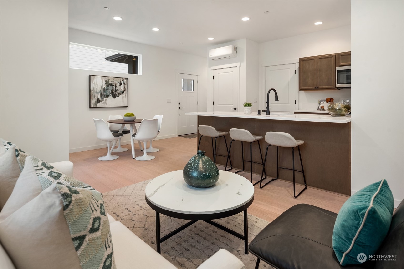 1240 SW 124th Street Unit: 6B