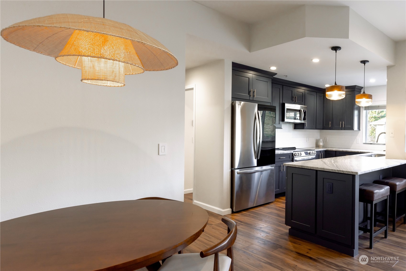 4021 s 222nd pl Unit: 203