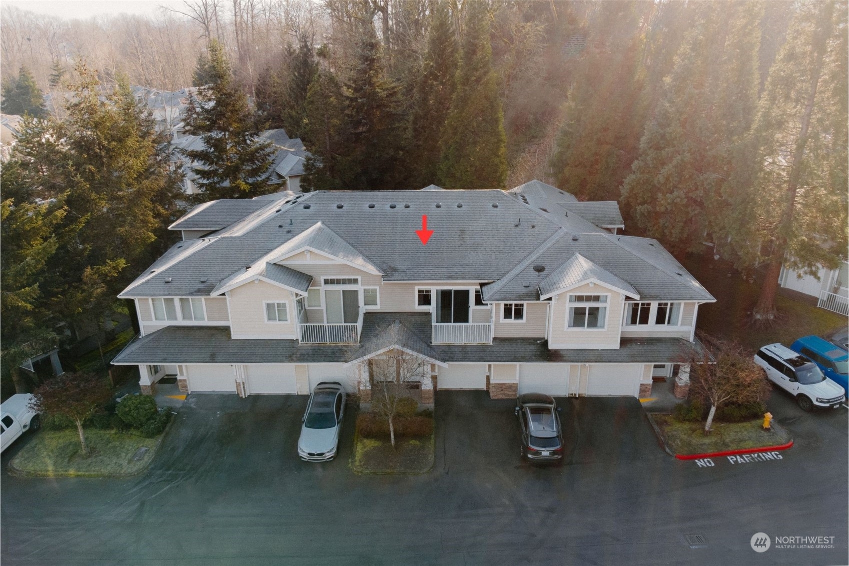 4021 s 222nd pl Unit: 203