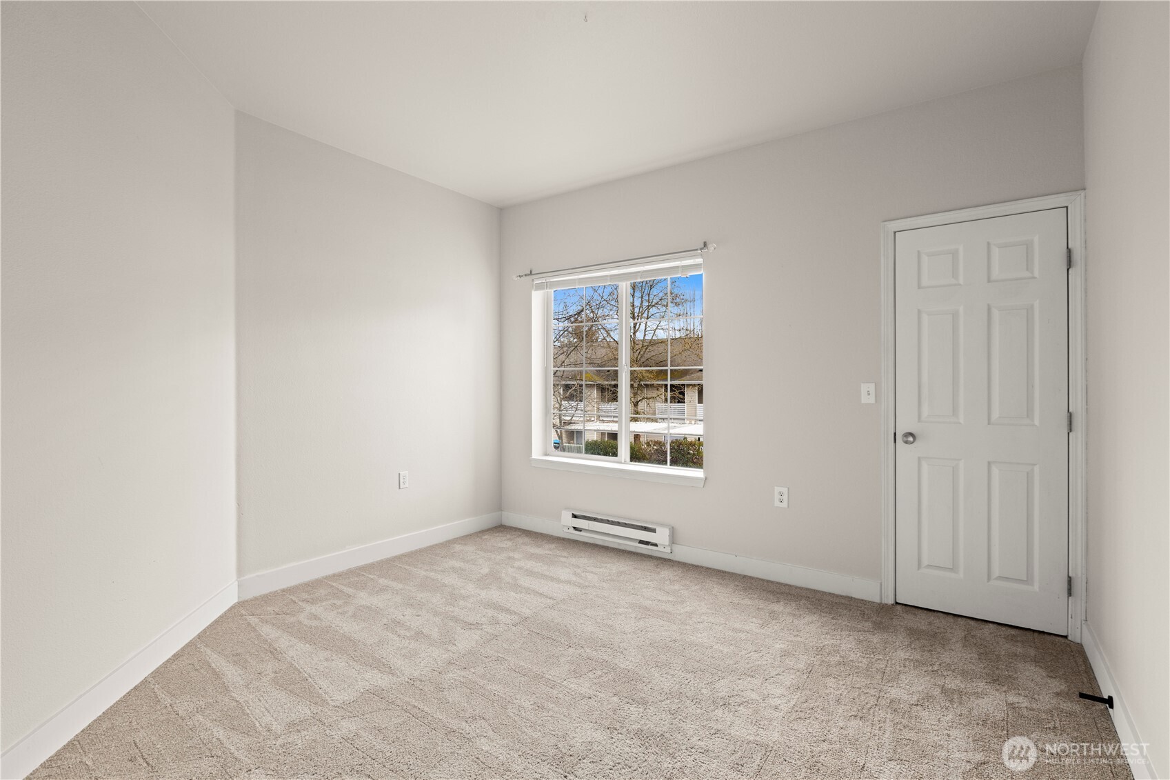 801 Rainier Avenue N Unit: C114
