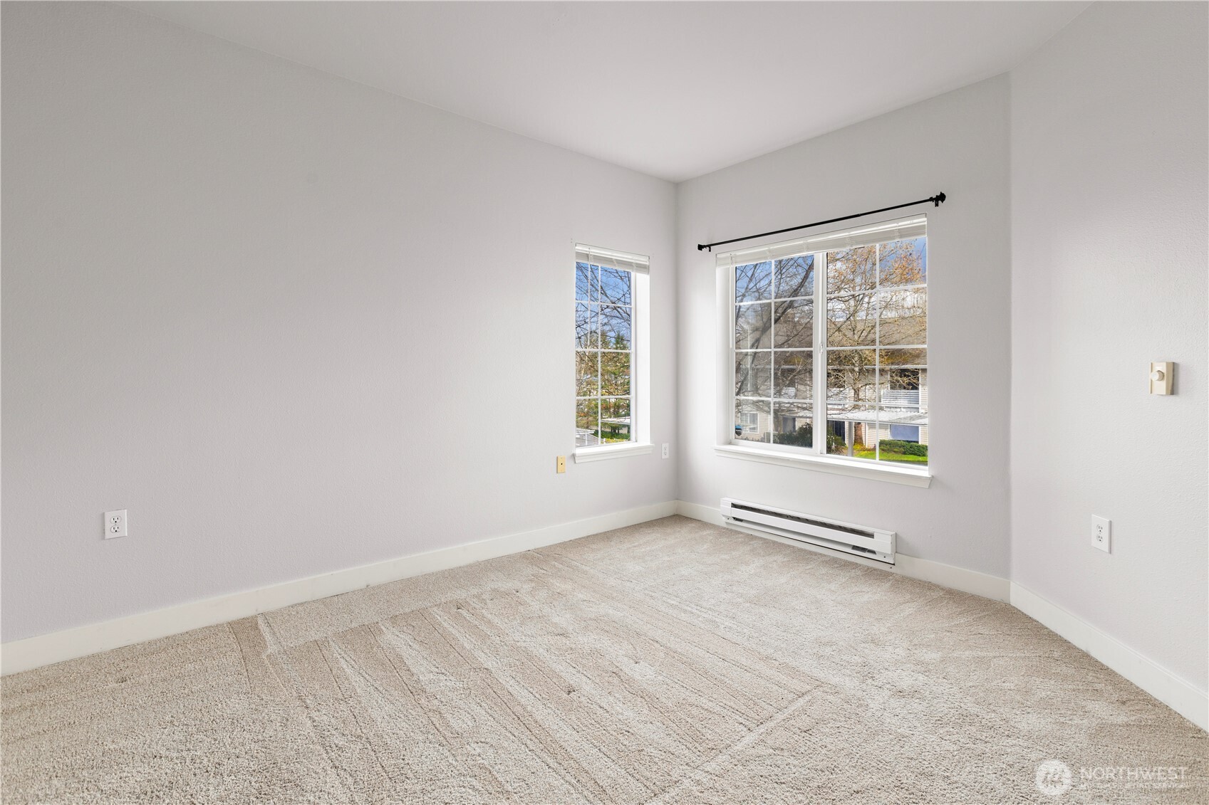 801 Rainier Avenue N Unit: C114