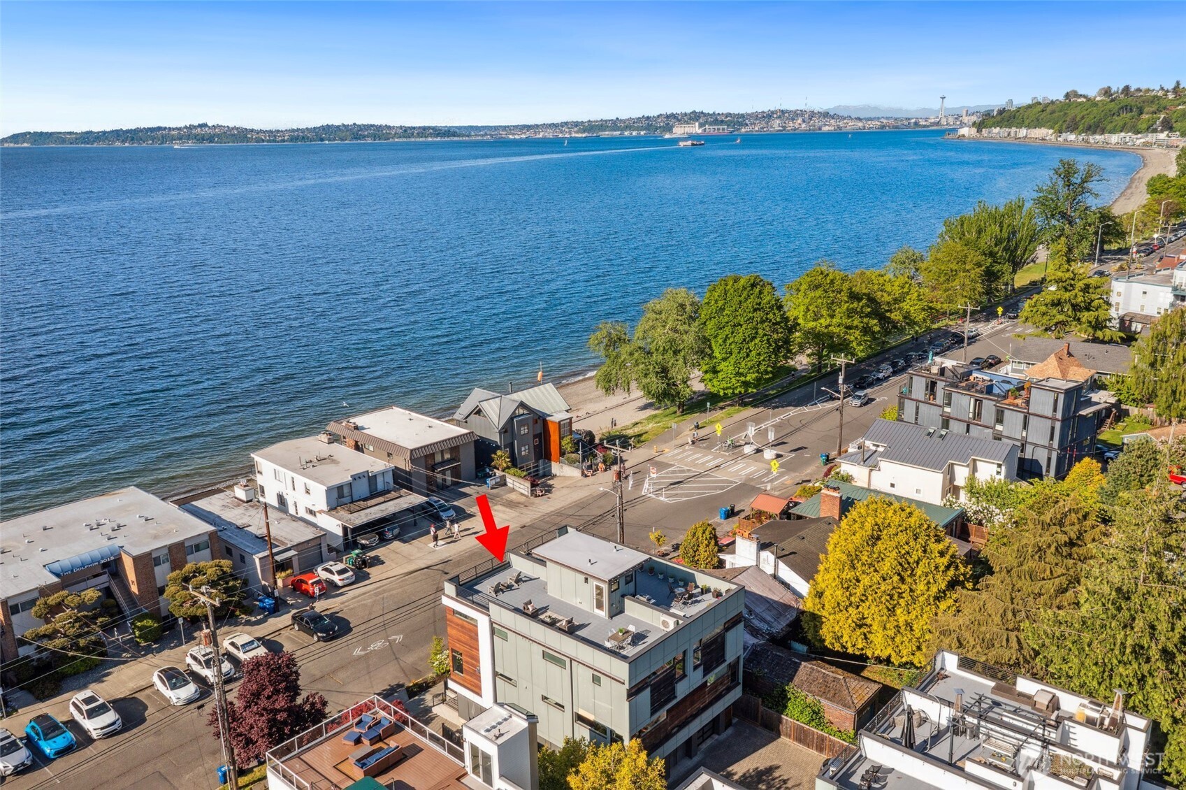 3008 Alki Avenue SW