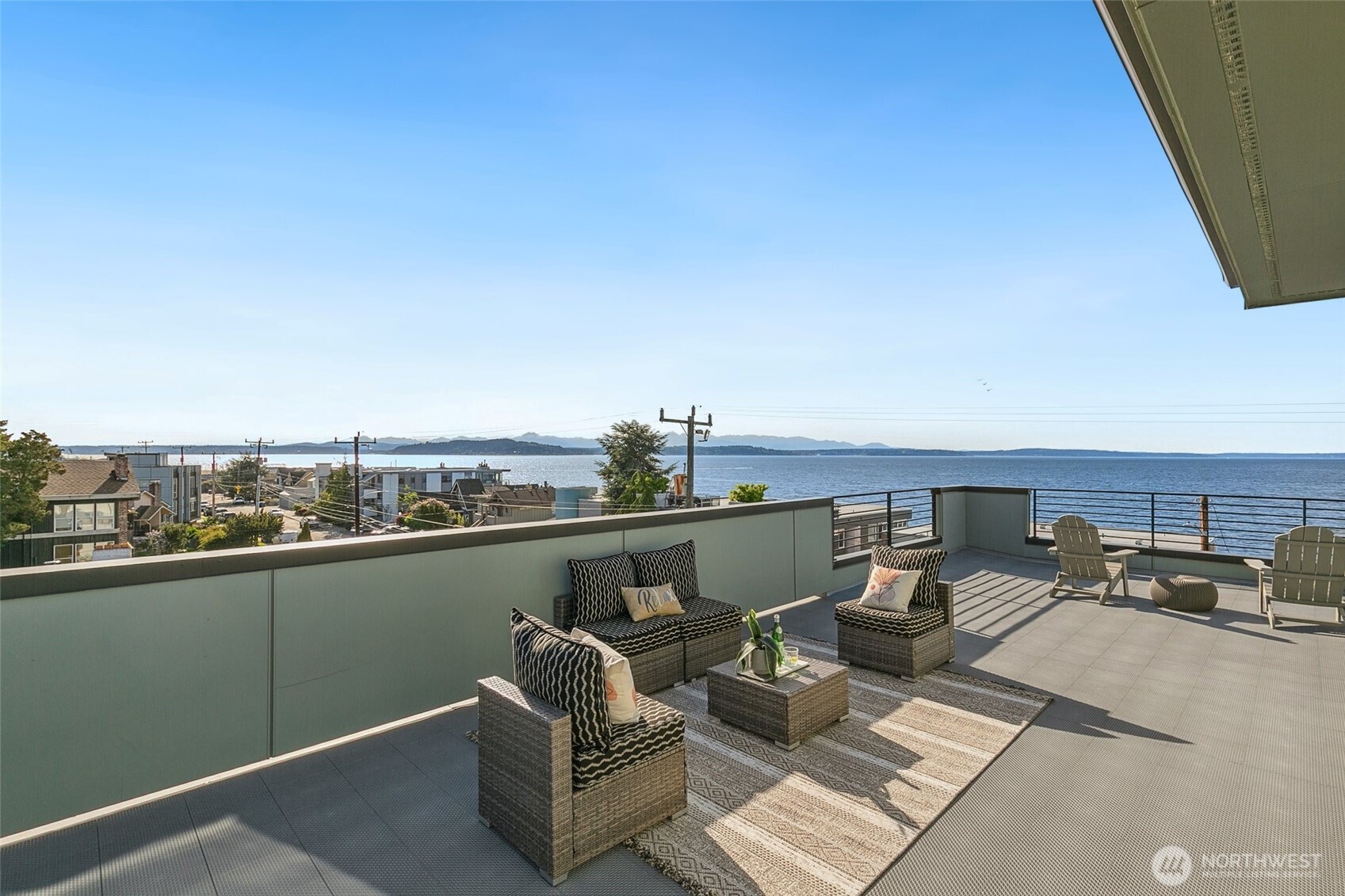 3008 Alki Avenue SW