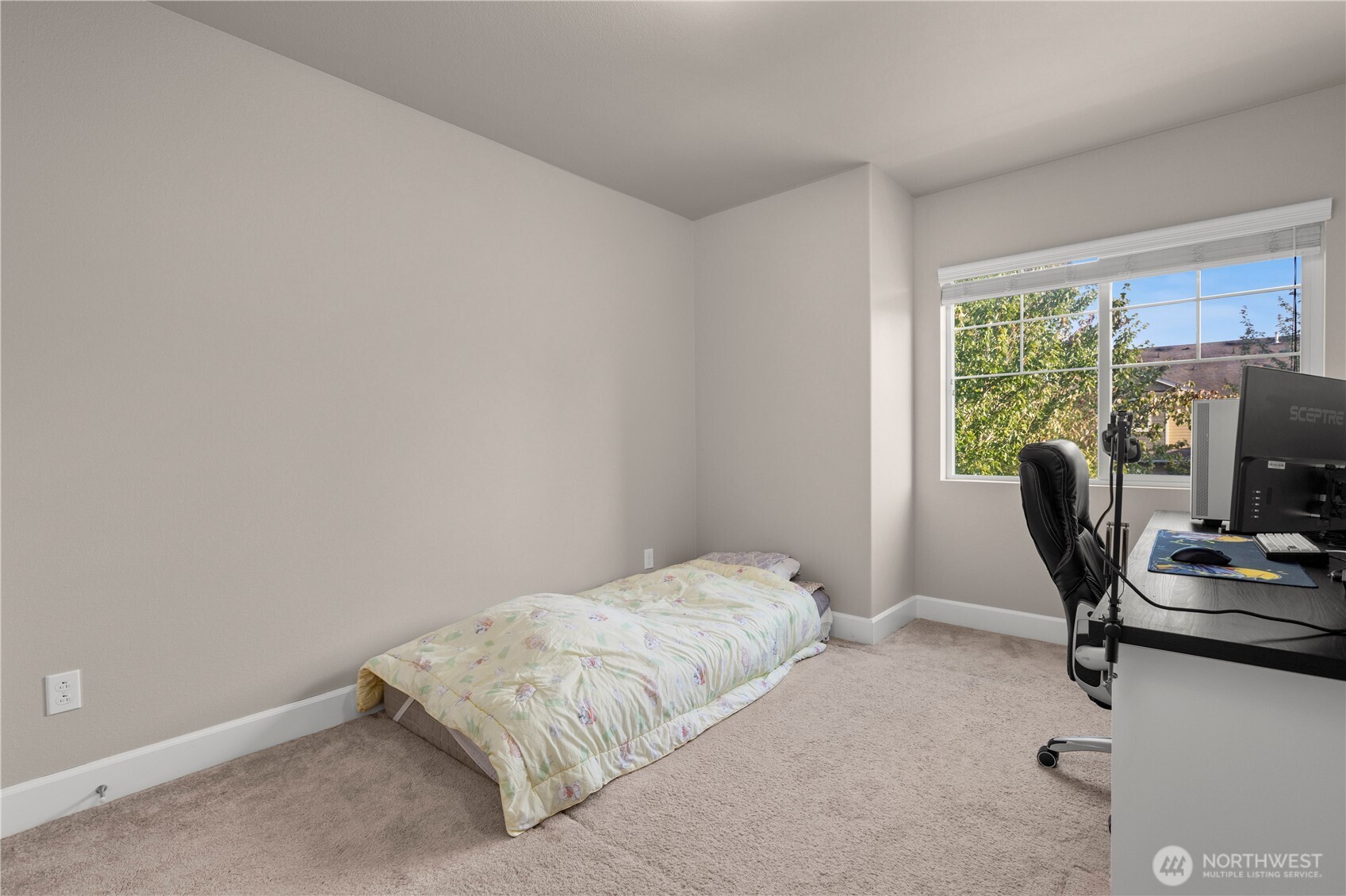 1909 184th Street Ct E