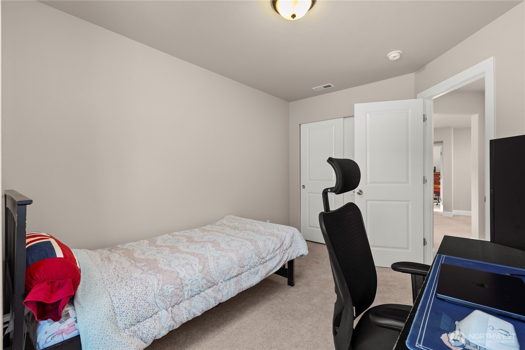 1909 184th Street Ct E