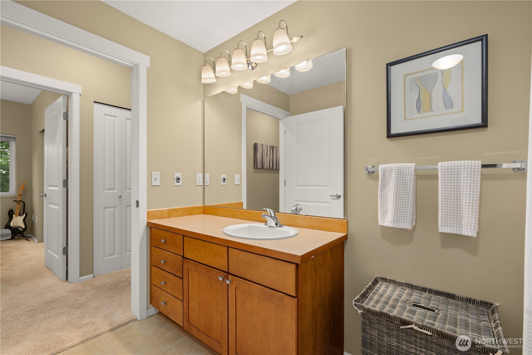 4030 S 213th Ct Unit: B