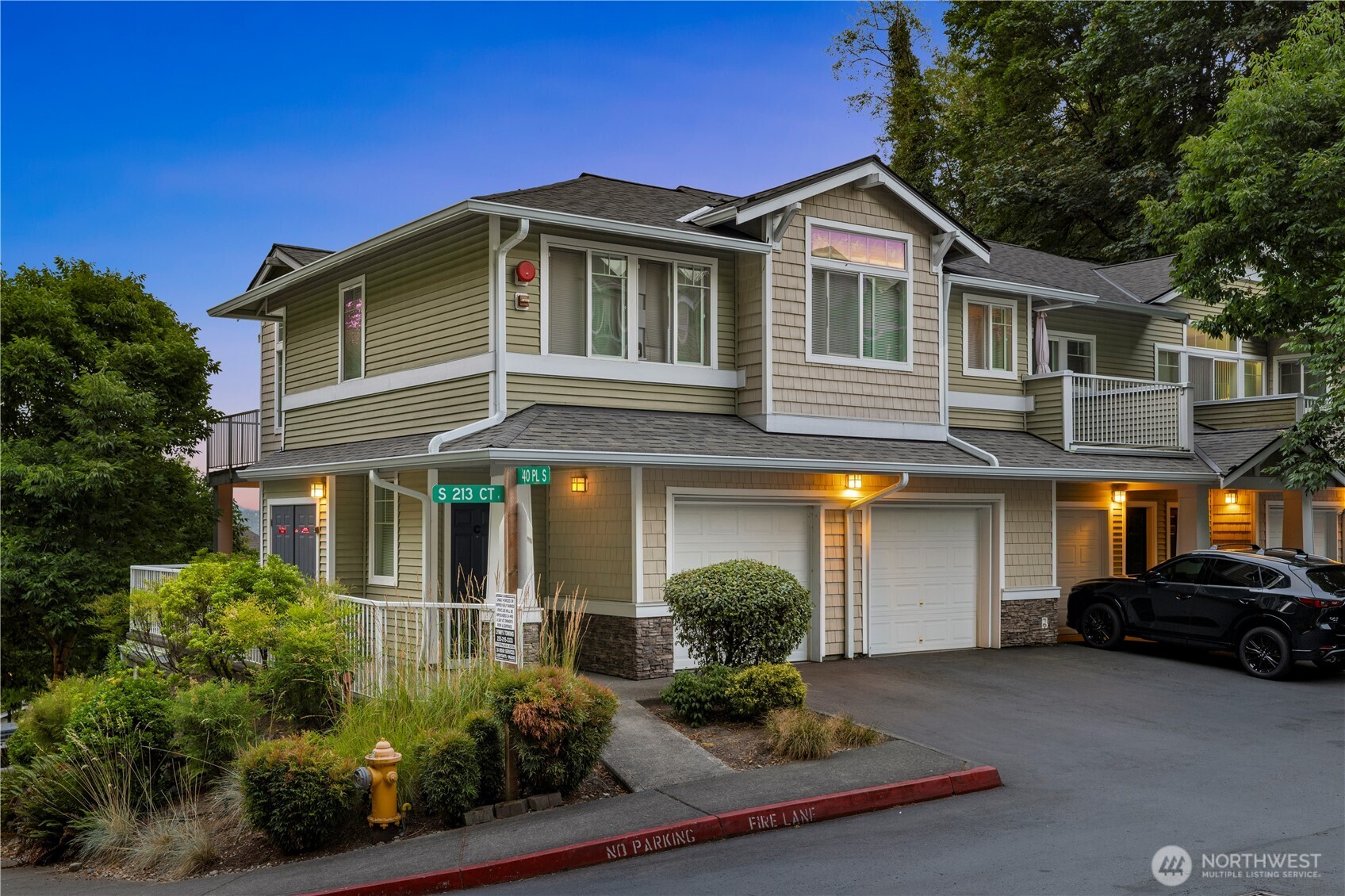 4030 S 213th Ct Unit: B
