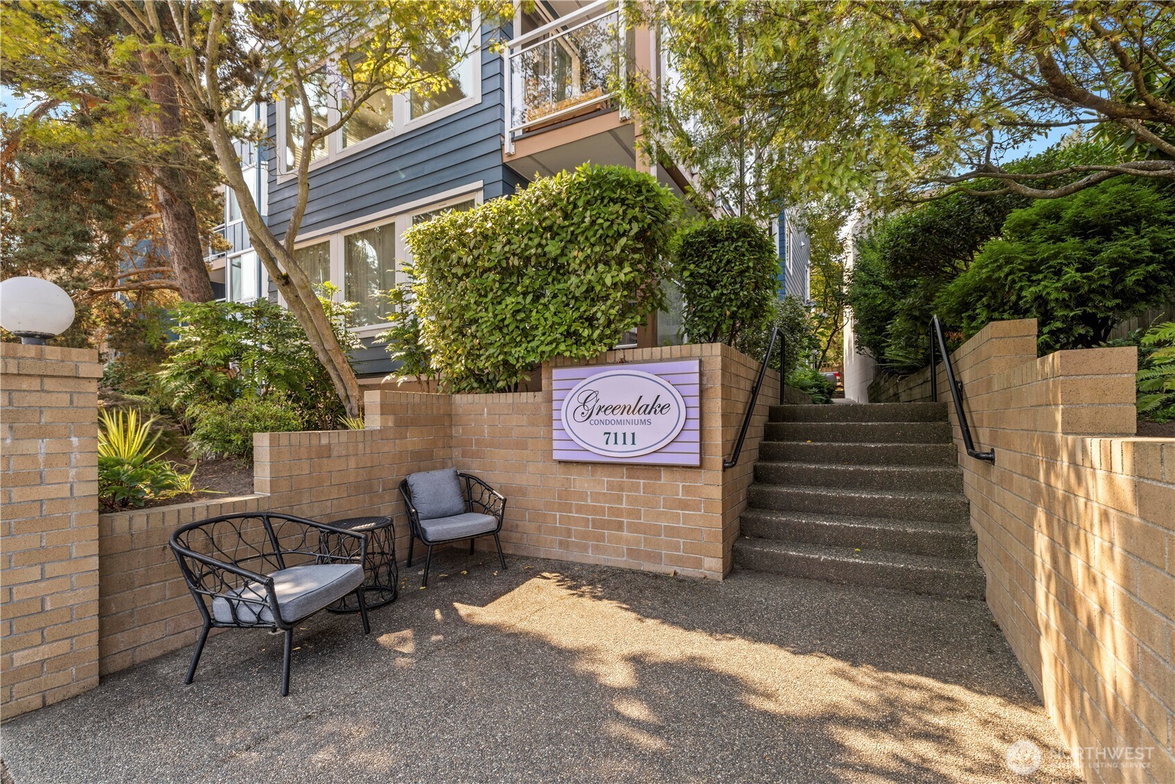 7111 Linden Avenue N Unit: 401