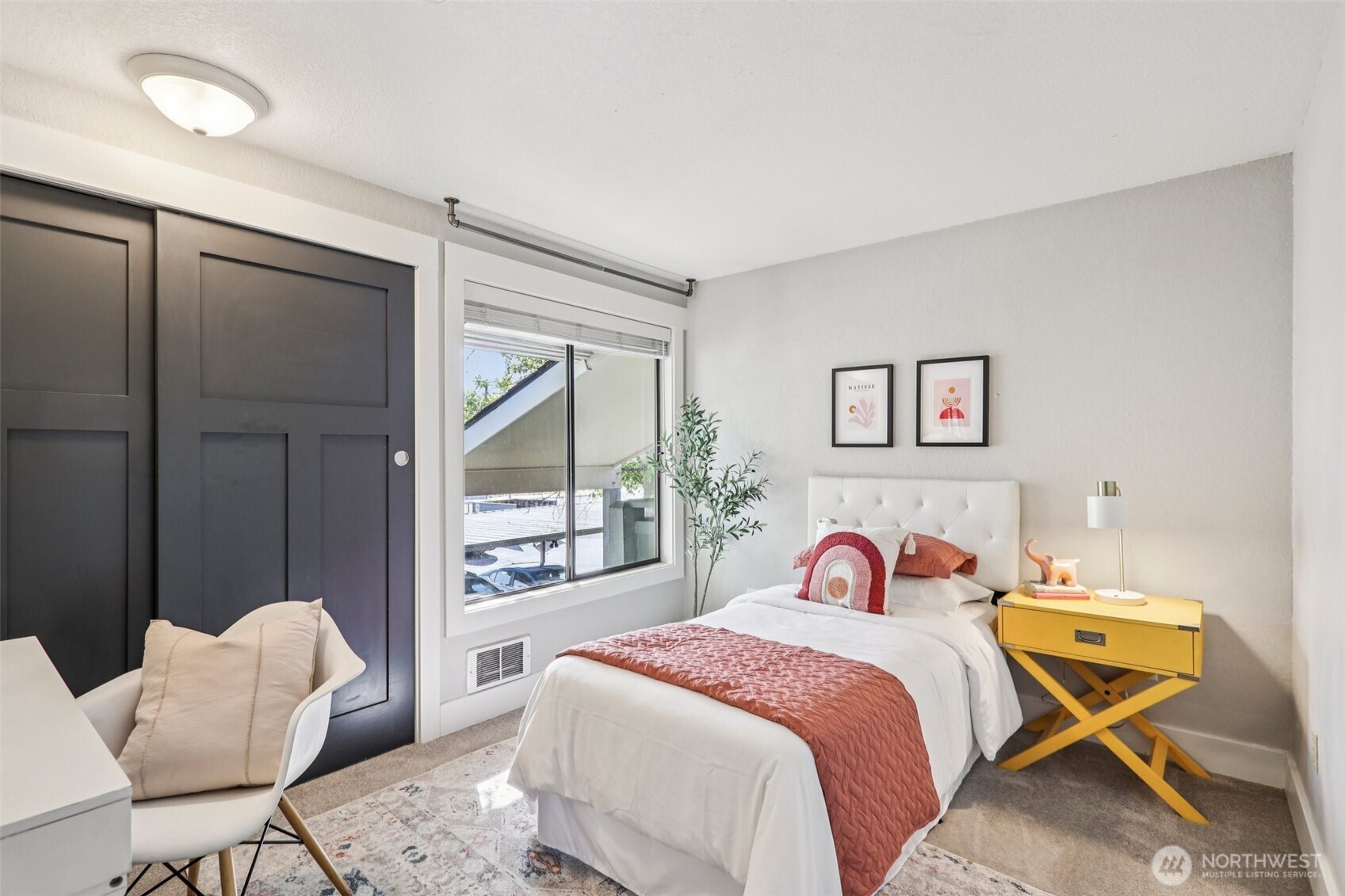 4800 200th Street SW Unit: E 301
