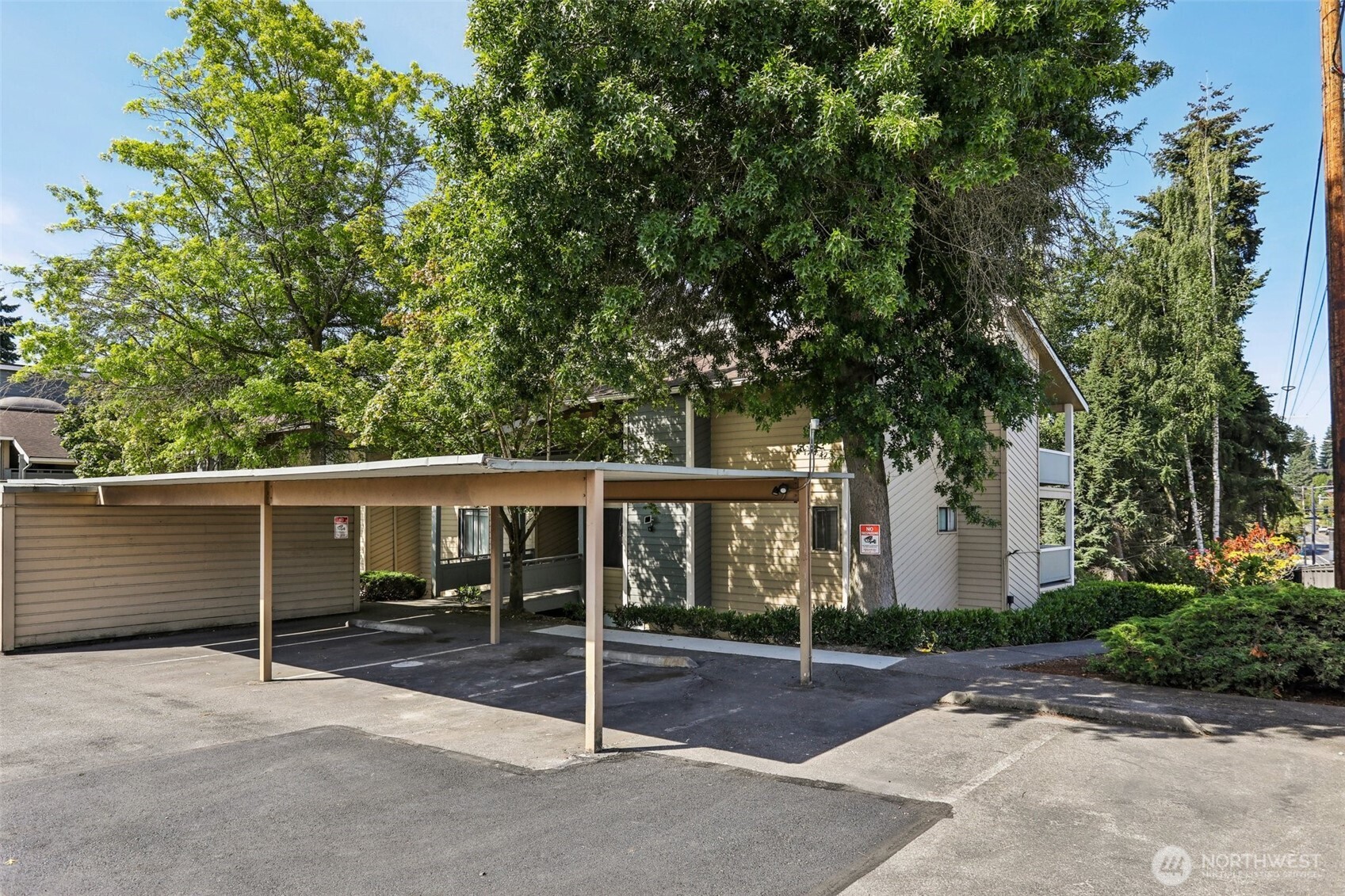 4800 200th Street SW Unit: E 301