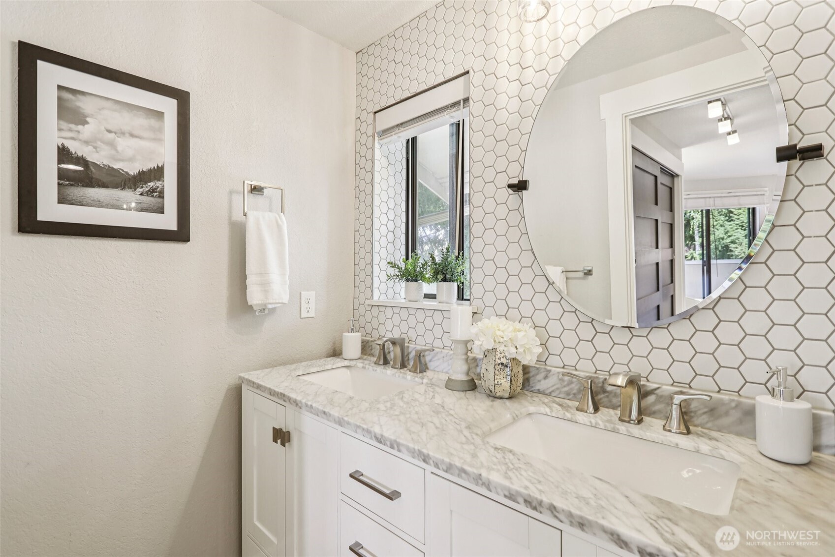 4800 200th Street SW Unit: E 301