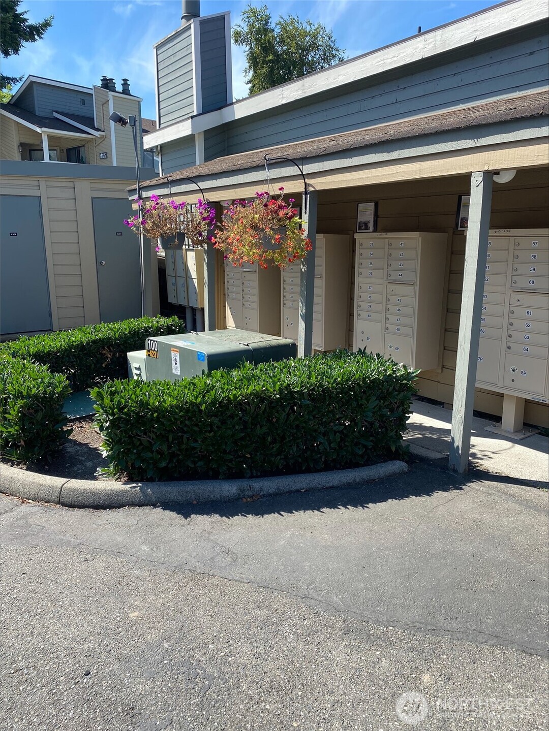 4800 200th Street SW Unit: E 301