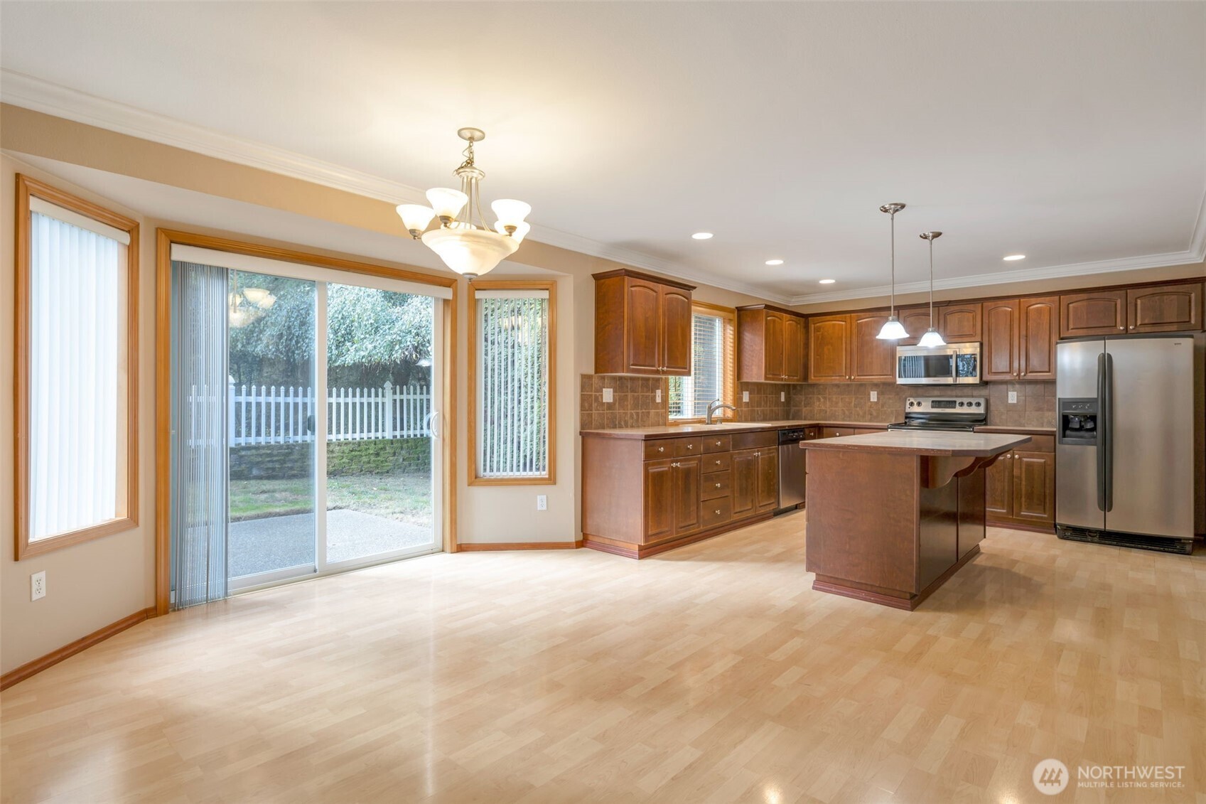 2530 10th Street SW