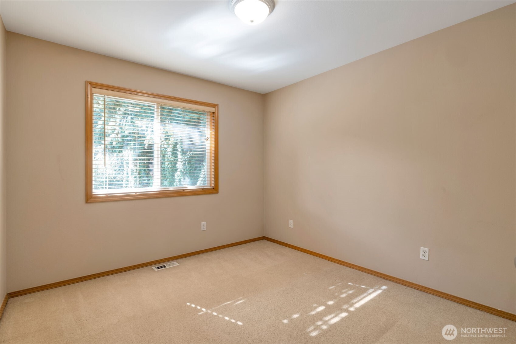 2530 10th Street SW