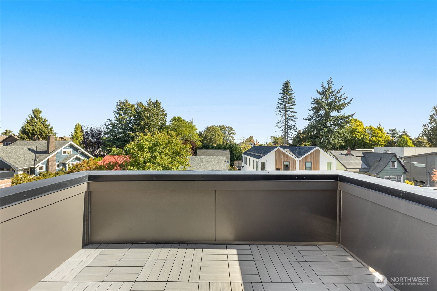 8333 G 12th Avenue NW