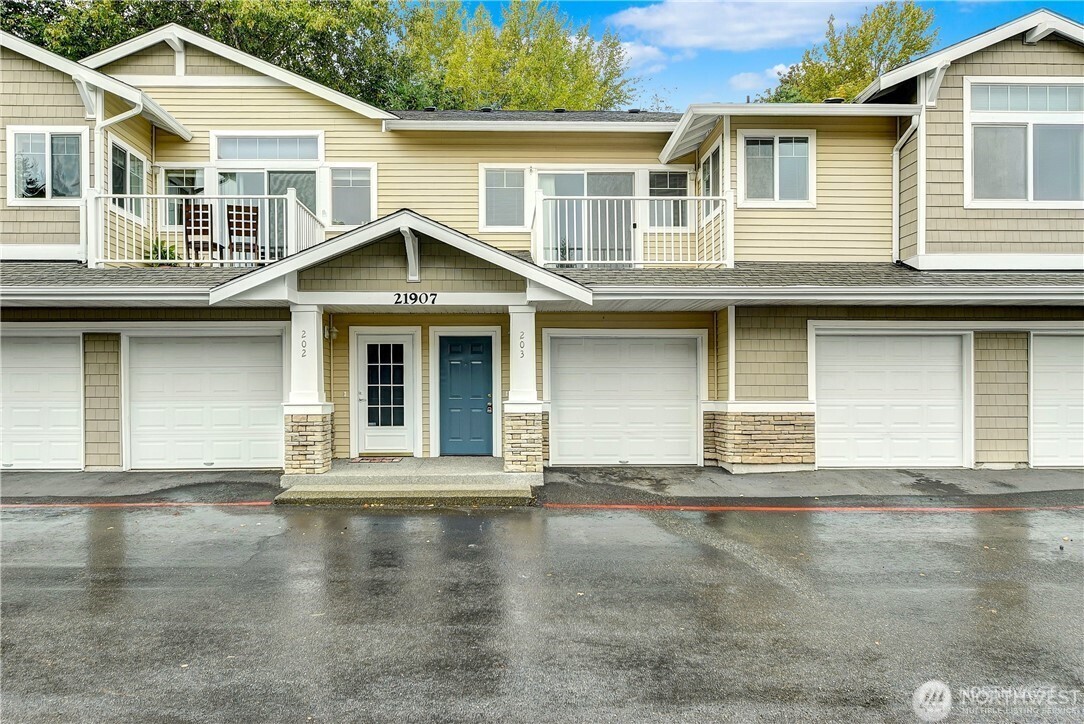 21907 42nd Avenue S Unit: 203