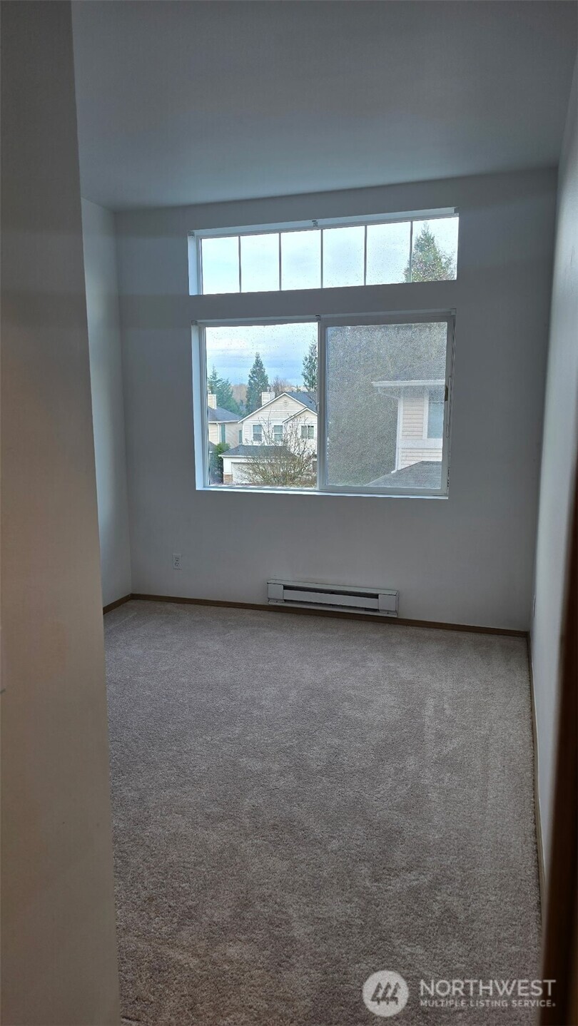 21907 42nd Avenue S Unit: 203