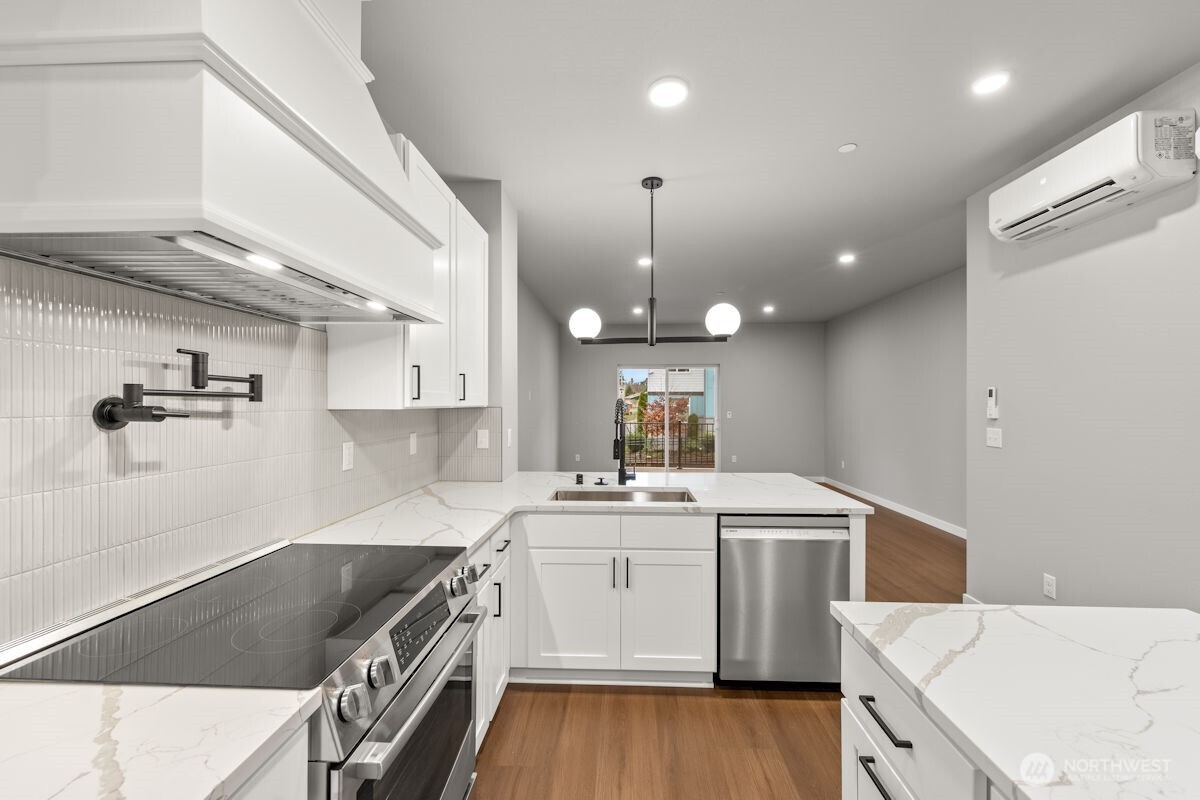 16823 Alder Way Unit: J5