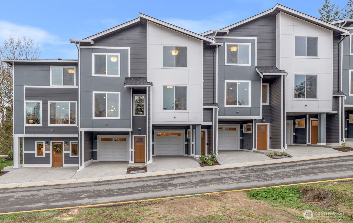 16823 Alder Way Unit: J5