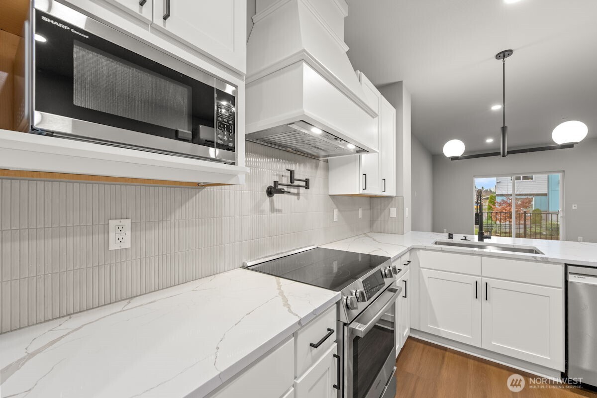 16823 Alder Way Unit: J5